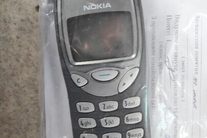 Мобільний телефон марки "Nokia 3210" ІМЕІ: 449200/20/577119/4