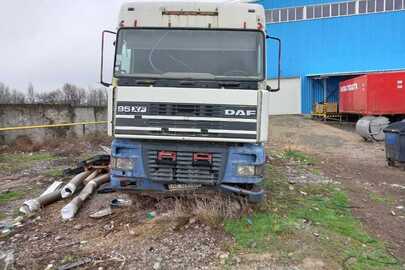 Автомобіль марки DAF, модель - 95 XF, 2000 року випуску, VIN: XLRTS47XS0E513843, реєстраційний номер АЕ5283ВХ