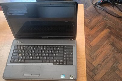 Ноутбук "Lenovo" модель G550 із зарядним пристроєм, б/в