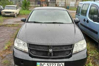 Транспортний засіб марки DODGE AVENGER, 2008 року випуску. № куз 1B3ACN6B78N217210, ДНЗ ВС5277ВО, чорного кольору, об'єм двигуна - 2000 см. куб., бензин