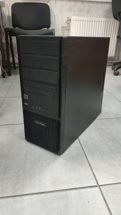 Конфісковане майно за рішенням суду: системний блок комп`ютера марки Cooler Master чорного кольору, б/в