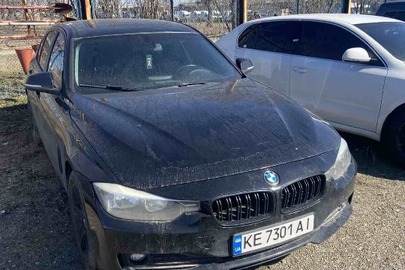 Автомобіль марки BMW, модель 320, шасі (кузов, рама) WBA3B1C58EK132727, 2013 року випуску, колір - ЧОРНИЙ, державний номер КЕ7301АI