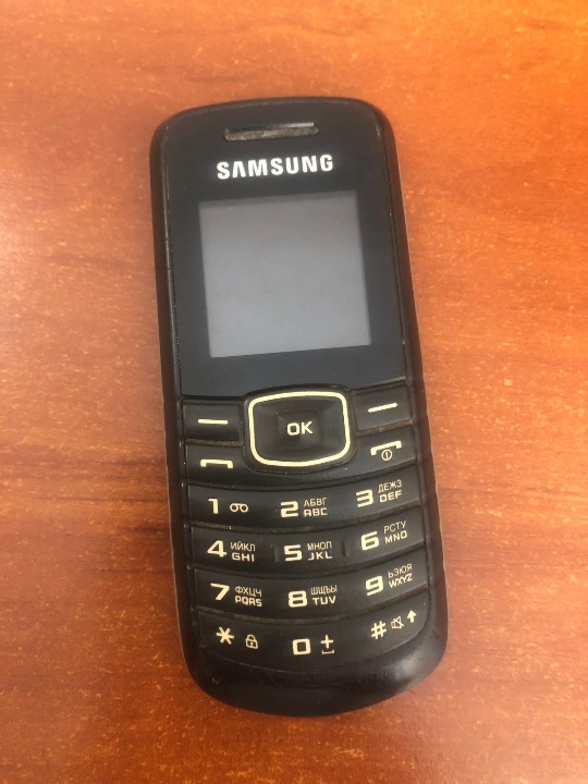Мобільний телефон марки «Samsung», СТ-Е 1081Т, без батареї, стан б/в