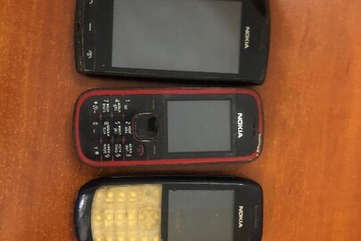 Мобільні телефони: марки «Samsung», imei відсутній, б/в, марки «Nokia» imei відсутній, б/в, марки «Nokia» imei відсутній, б/в, марки «Nokia» imei відсутній, б/в, марки «Samsung», imei відсутній, б/в