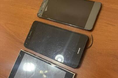 Мобільний телефон марки "Nomi", мобільний телефон марки "SONI XPERIA", мобільний телефон марки "SIEMENS А75", мобільний телефон марки "Huawei"