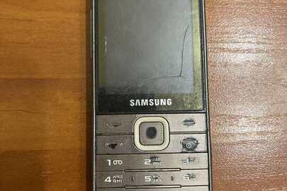 Мобільний телефон марки "Samsung", імеі відсутній, б/в