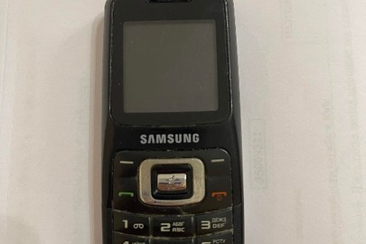 Мобільний телефон 1 шт. марки "Samsung" стан б/в, ІМЕІ - відсутній