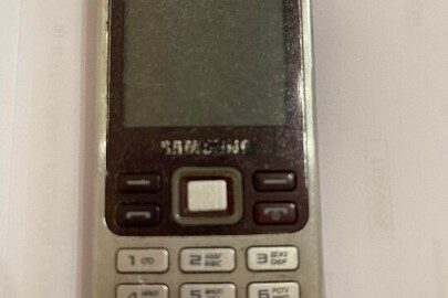Мобільний телефон 1 шт.  марки "Samsung" ІМЕІ - відсутні, стан б/в