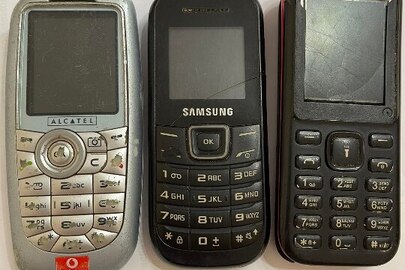 Мобільні телефони 3 шт. марки: «Samsung» (імеі – відсутній), «Alkatel» (імеі – відсутній), «Ergo» (імеі – відсутній), стан б/в
