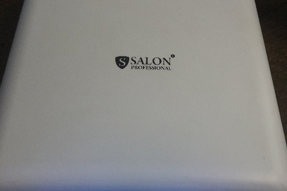 Ультрафіолетова лампа білого кольору, марки Salon