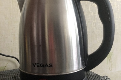 Чайник марки Vegas
