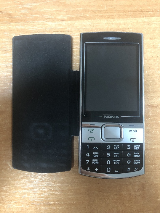 Мобільний телефон марки Nokia G-Seven