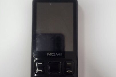 Мобільний телефон NOMI,б/в