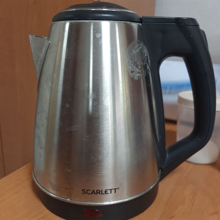 Електричний чайник Skarlet