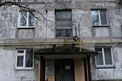 Однокімнатна житлова квартира загальною площею 30,9 кв.м, житловою площею 16,2 кв.м за адресою Дніпропетровська область, Кам'янський р-н, м. Жовті Води, вул. Івана Франка, буд. 40, кв. 68