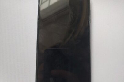 Конфісковане майно за рішенням суду: мобільний телефон б/в SAMSUNG GALAXY M33, модель SM-M336B/DS, s/n RFCW1OPF3QY, IMEI (1) 353647613684464, IMEI (2) 355633743684465
