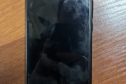 Конфісковане майно за рішенням суду: мобільний телефон марки «Huawei Р 40», модель: ANA-NX9, б/в