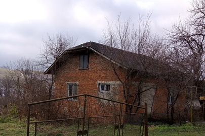 ІПОТЕКА. Домоволодіння РНМ 9009908 та земельна ділянка, пл. 0,1289 га, КН: 2625686601:06:013:0002, адреса: Івано-Франківська обл., Тлумацький р-н., с. Остриня, вул. Франка І., 8