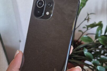 Конфіскація майна за рішенням суду: мобільний термінал марки ТМ "XIAOMI 11 LITE", стан б/в