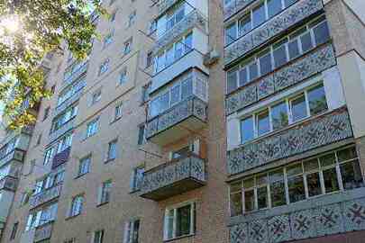 ІПОТЕКА. 1/3 квартири загальною площею 79,6 кв.м., житловою площею 50,9 кв.м, що знаходиться за адресою: Хмельницька обл., м. Кам’янець-Подільський, вулиця Хмельницьке шосе, будинок 12, квартира 9