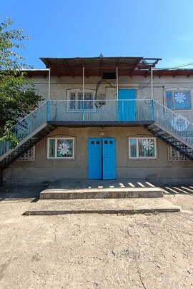 Адміністративна будівля "Центр по організації дозвілля молоді", загальною площею 281,2 кв.м., що знаходиться за адресою: Одеська область, Тарутинський район, село Ламбрівка, вулиця Садова, будинок 77.
