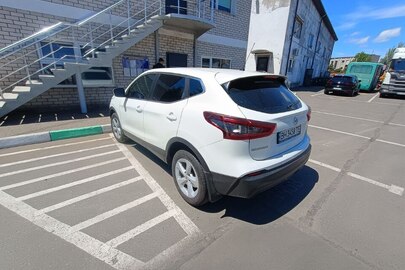 Легковий автомобіль, марка NISSAN, модель QASHQAI, 2021 року випуску, VIN: SJNFDAJ11U2986696, номерний знак: BH3458TE, білого кольору