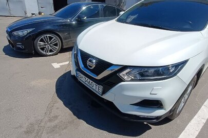 Легковий автомобіль, марка NISSAN, модель QASHQAI, 2021 року випуску, VIN: SJNFDAJ11U2987254, номерний знак: BH3460TE, білого кольору