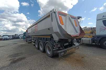 Спеціалізований напівпричіп Н/ПР-самоскид, марки: BODEX, тип: KIS3B/KIS 3WS-K/A3A, комерційний опис KIS 3WS, державний реєстраційний номер AA0954XF, колір: СІРИЙ, рік виробництва: 2021, номер шасі SVSK1S000MS000253
