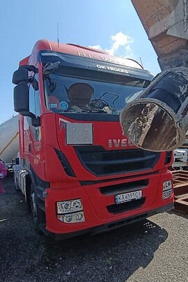 Автомобіль спеціалізований вантажний сідловий тягач, марки: IVECO, модель: STRALIS AS440S46T/P, державний реєстраційний номер КА6591СІ, VIN/номер шасі (кузова, рами): WJMM1VTH4ЕC280682, колір: ЧЕРВОНИЙ, рік виробництва: 2013