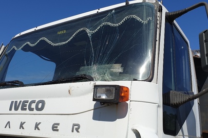 Автомобіль спеціалізований вантажний, марки IVECO TRAKKER AD410T42, реєстраційний номер АА6440ХА, VIN/номер шасі (кузова, рами): WJMJ4CSS30C205242, колір: БІЛИЙ, рік виробництва: 2008, тип пального: дизель, об’єм двигуна, см.куб.: 12882, тип КПП: механічна