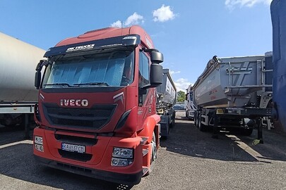 Автомобіль спеціалізований вантажний сідловий тягач, марки IVECO, модель: AT440T/P, VIN/номер: WJMM1VTH40C282308, реєстраційний номер KA6537CB, колір:ЧЕРВОНИЙ, рік виробництва: 2013