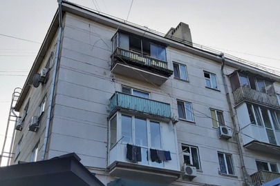 Двокімнатна квартира, загальною площею 45.5 кв.м., за адресою: м. Одеса, вул. Мечникова, буд. 106, кв. 11