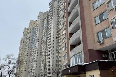 Однокімнатна житлова квартира загальною площею (кв.м): 44.9, житловою площею (кв.м): 18.6, що знаходиться за адресою: м.Київ, Харківське шосе, будинок 17-А, квартира 86,  РНОНМ: 3046367880000