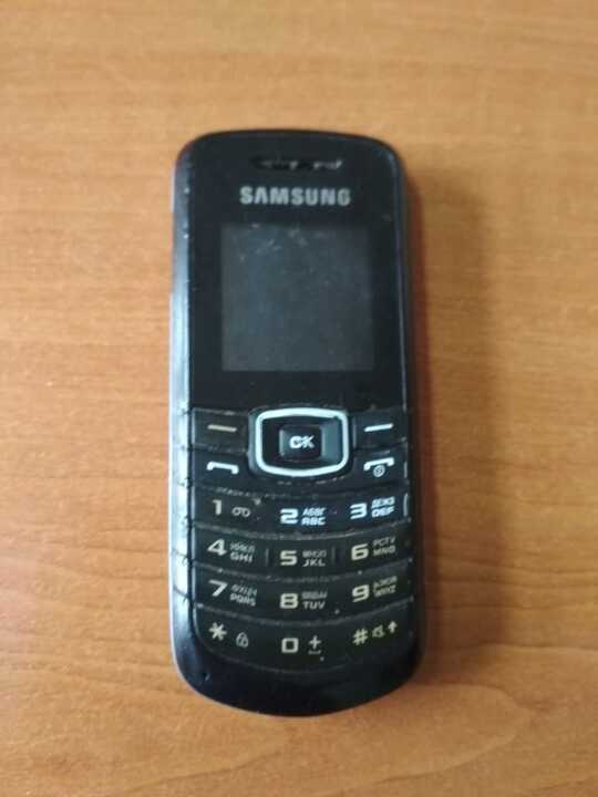Мобільний телефон «Samsung GT-1080» ІМЕІ35879604845542 з сім-карткою ПрАТ «Київстар», б/в