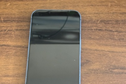 Конфіскація майна за рішенням суду:мобільний телефон Iphone 13, IMEI 1 357032761614975,  IMEI 2 357032761438565 із сім картою оператора мобільного зв’язку ПрАТ «ВФ України» +380669810161, б/в у задовільному стані