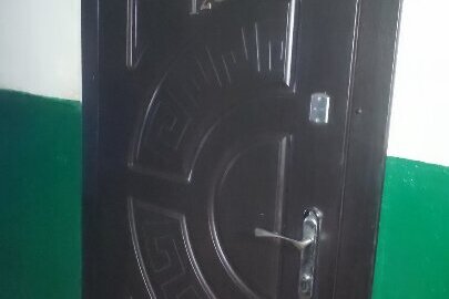 1/4 квартири № 123, загальною площею  26,92 кв. м., житловою площею 18,6 кв. м., що знаходиться  за адресою: місто Житомир, вулиця Михайла Грушевського (Котовського), будинок  № 35