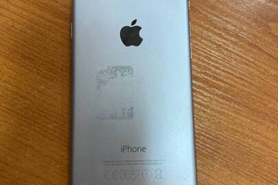 Конфіскація майна за рішенням суду: мобільний телефон Apple iPhone 6, б/в