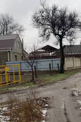 Конфіскація майна за рішенням суду: 4/9 частин житлового будинку, загальною площею 119,7 кв.м., за адресою: Черкаська область, Черкаський район, с. Білозір'я, вулиця Грушевського Михайла (Чапаєва), 97