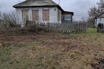 Житловий будинок, загальною площею 43,20 кв.м., житловою площею 17,40 кв.м., розташований за адресою: Черкаська обл., Черкаський р., с. Хацьки, вул. Забрід, будинок 21