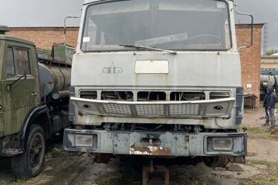 Вантажний автомобіль марки МАЗ, моделі 53371, ДНЗ 8153ЧКП, 1992 року випуску, VIN: XTM533710N0010724