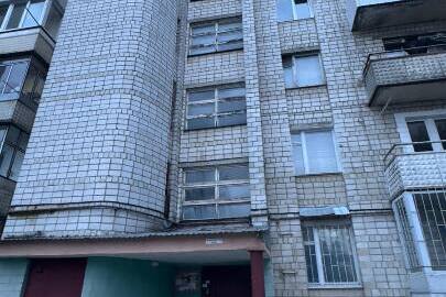 1/3 частина квартири, загальною площею 46,1 кв.м за адресою: м. Львів, вул. Пасічна, 71а, кв. 68