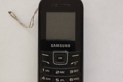 Мобільний телефон марки "Samsung GT-E 1200i" б/у