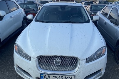 Транспортний засіб марки JAGUAR, модель XF, білого кольору, 2012 року випуску, VIN: SAJWA0ES7DPS63666, ДНЗ: АА1519ММ