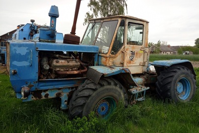 Колісний транспортний засіб трактор Т-150, реєстраційний номер 05526АС, заводський №111946, 1988 року випуску