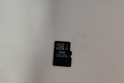 Конфіскація майна за рішенням суду: мікро СД карта HС 4GB, б/в.