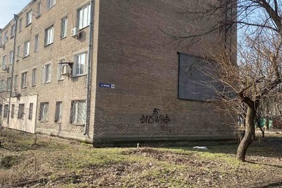 Двокімнатна квартира загальною площею 41,8 кв.м, житловою площею 26,9 кв.м, що розташована за адресою: Дніпропетровська область, місто Кривий Ріг, вулиця Соборності, будинок 54, квартира 28