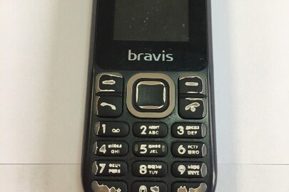 Мобільний телефон "Bravis" C 183 