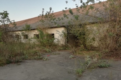  Приміщення (ферма) загальною площею 1315 кв.м., реєстраційний номер об’єкта нерухомого майна 1618574868107 за адресою: Хмельницька обл., Хмельницький район, с.Давидківці, вул. Яблунева,13/1