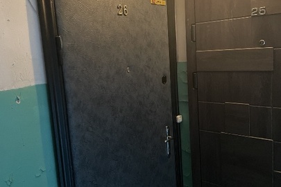 1/3 частина двокімнатної квартири № 26 загальною площею 43,7 м.кв., що знаходиться за адресою: м. Київ, Солом'янський район, проспект Повітряних Сил (Повітрофлотський), будинок 52