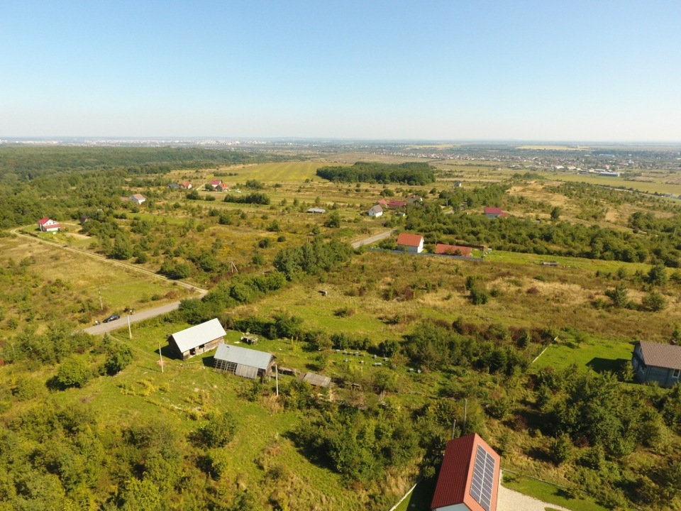 ІПОТЕКА: Домоволодіння, заг. пл. 30,2 кв.м., з допоміжними спорудами і незавершеним будівництвом (гот. 46%) та земельна ділянка, площею 0,2475 га, к/н 2625884601:01:002:0034, за адресою: Івано-Франківська обл., Тисменицький р., с. Посіч, вул. Біла, буд. 27